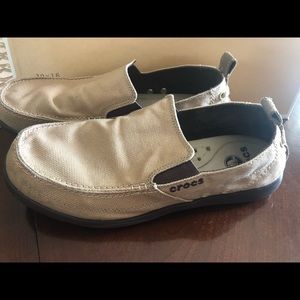 Crocs Men’s Walu canvas slip-on casual shoes